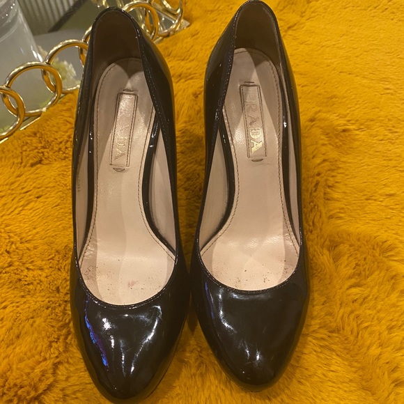 Prada semi round toe heels size 36 used condition - Picture 8 of 16